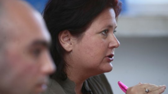 "Scăderea credibilităţii, principala problemă a presei"