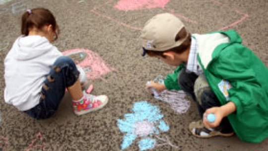 Copii fără copilărie