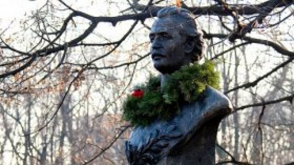 Eminescu, omagiat in ţară