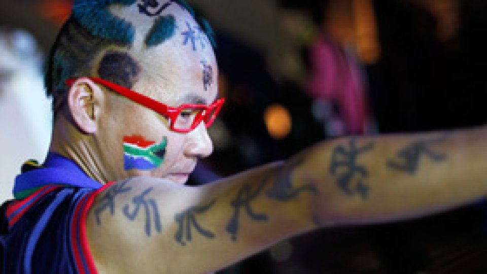 Chinezii, enervaţi de "comentatorul vuvuzelă"