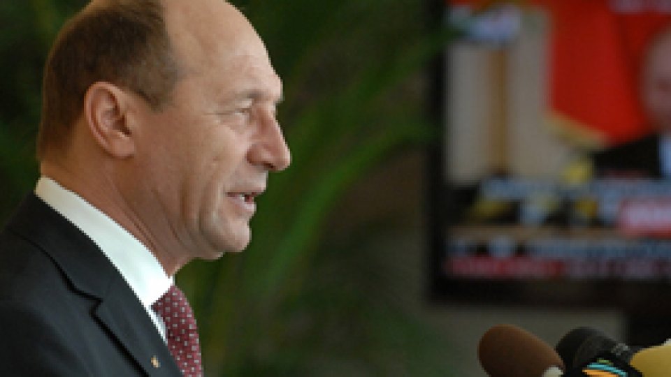 Traian Băsescu cere reexaminarea legii ANI