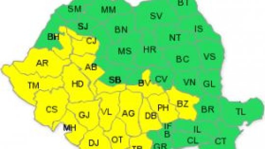 Cod galben de ploi torenţiale, grindină şi vânt puternic