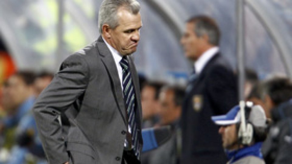 Antrenorul Mexicului, "tras la răspundere" de deputaţi