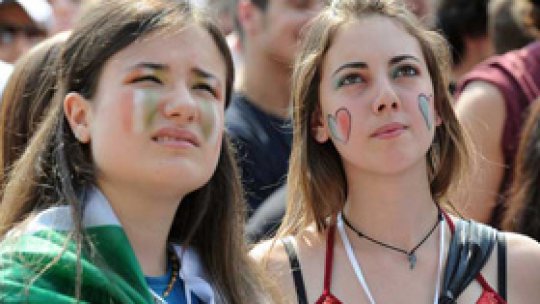 Dezamăgire şi fluierături la sosirea Italiei acasă