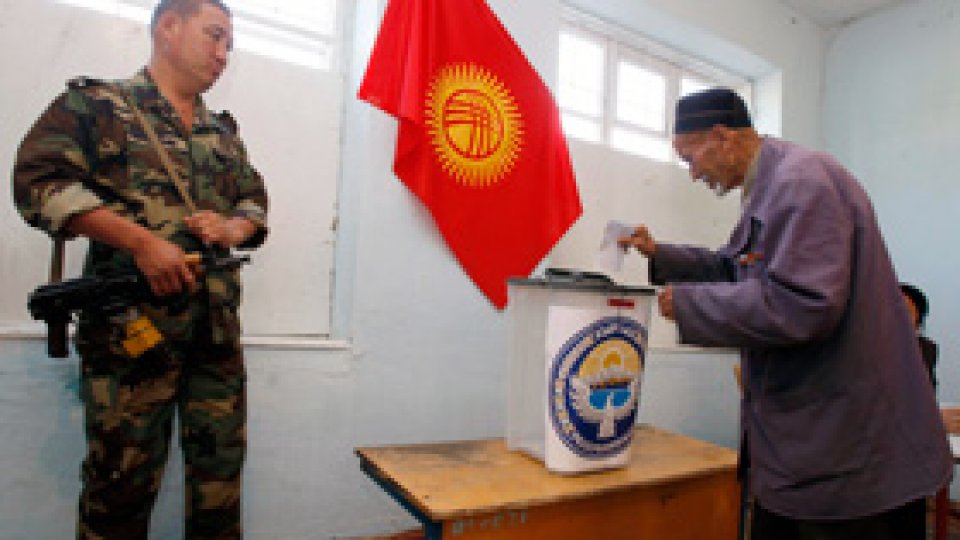 Referendum în Kârgâzstan privind Constituţia