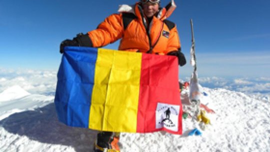 La 15 ani, pe cele mai înalte vârfuri din lume
