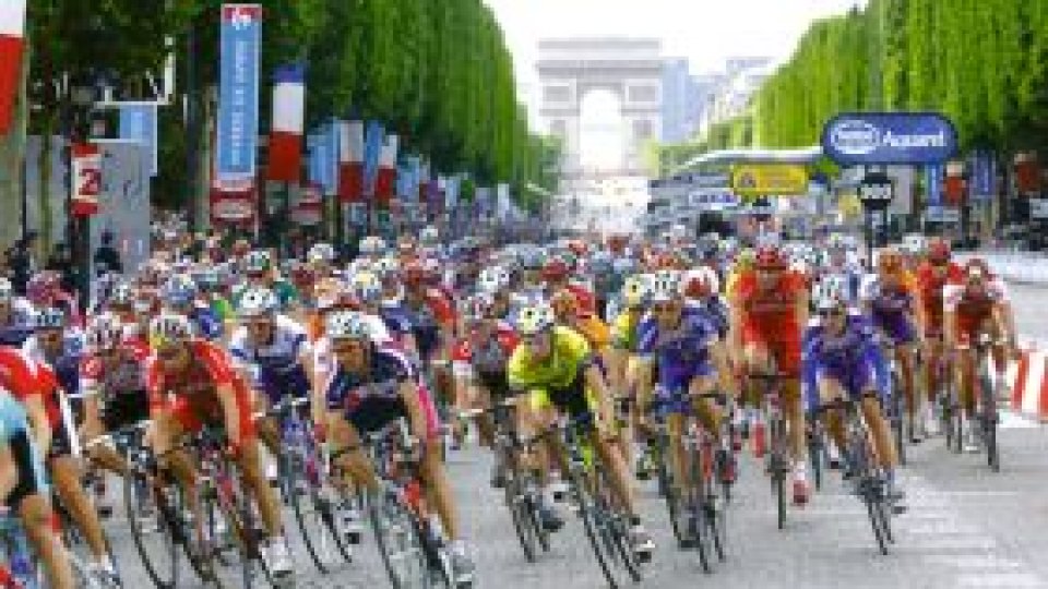 "Marea Buclă" la start