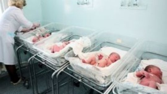 Creşte numărul copiilor abandonaţi