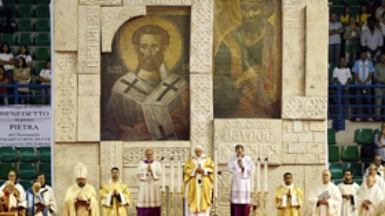 Vaticanul, îngrijorat de soarta creştinilor din Orient