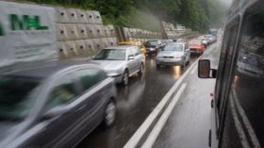 Principalul drum din Sinaia se închide temporar