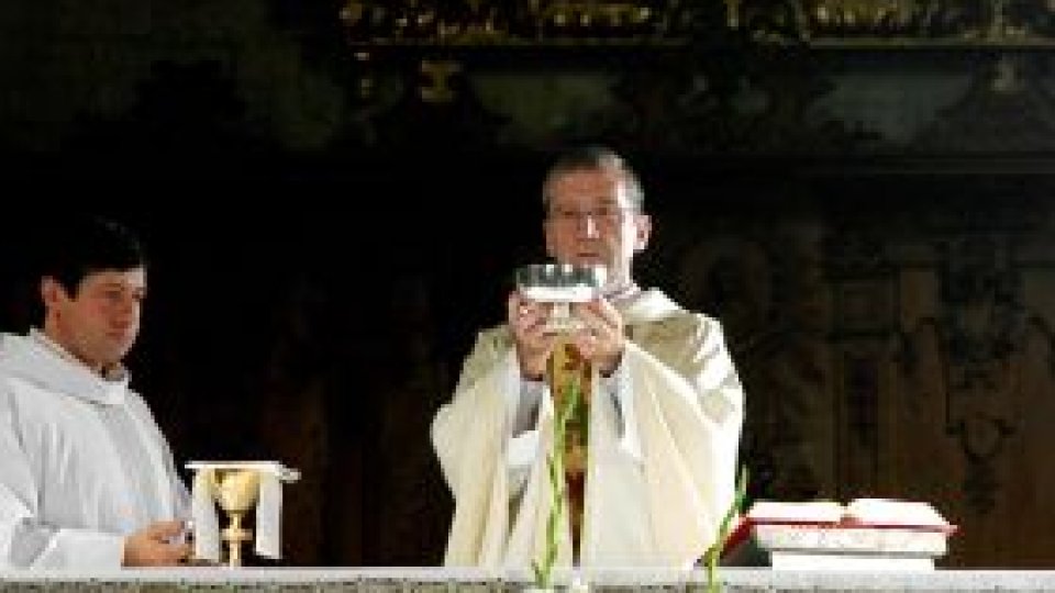 Cu câinele la împărtăşit