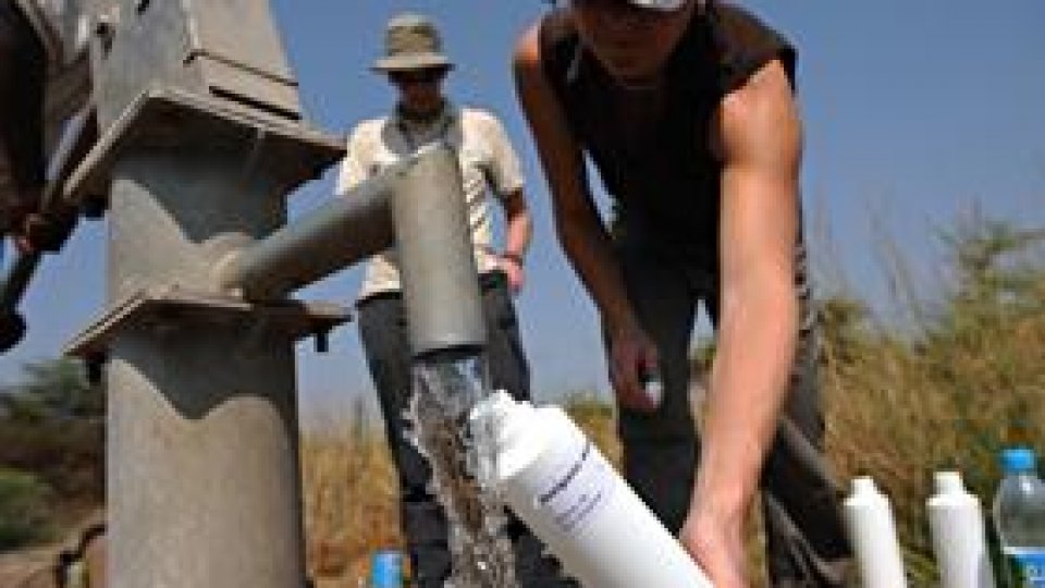 Accesul la apa potabilă, "un drept fundamental al omului"