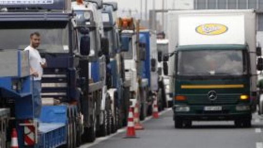 Guvernul elen rechiziţioneză camioanele greviştilor