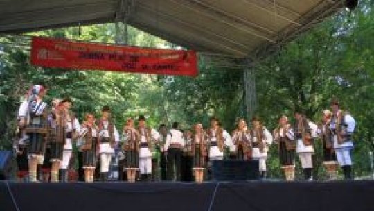Bistriţenii aşteptaţi la festivalul de folclor