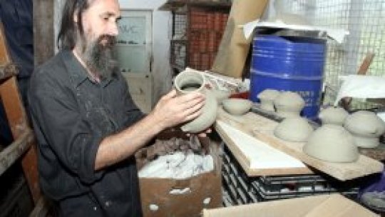 Apele i-au dat de lucru