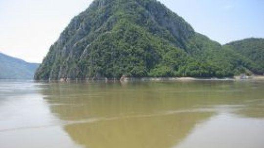 Atenţie, proaspăt vopsit!