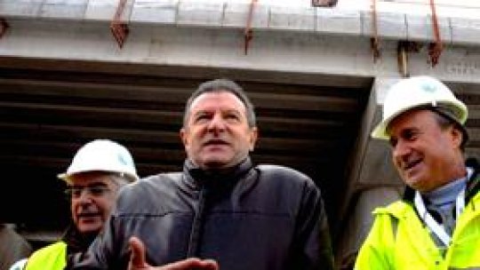 Autostrăzile româneşti înfruntă "birocraţia europeană"
