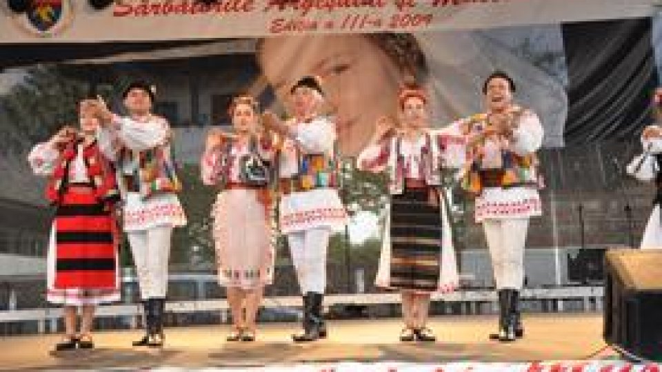 Festivalul Internaţional de Folclor la a 27-a ediţie
