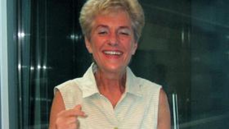 Invitată: Stela Enache