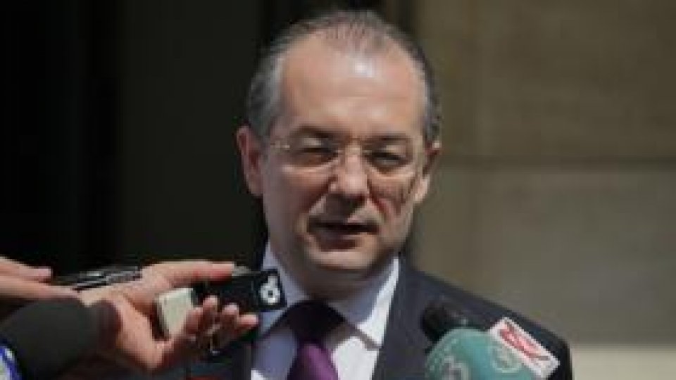 Tăcere în PD-L şi PSD