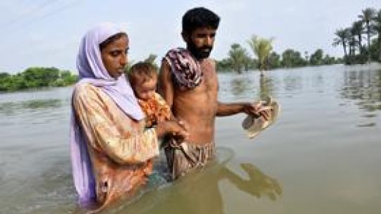 Pakistanul, din nou sub furia apelor