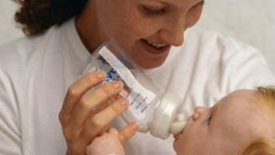 Laptele praf pentru bebeluşi întîrzie să apară la Botoşani