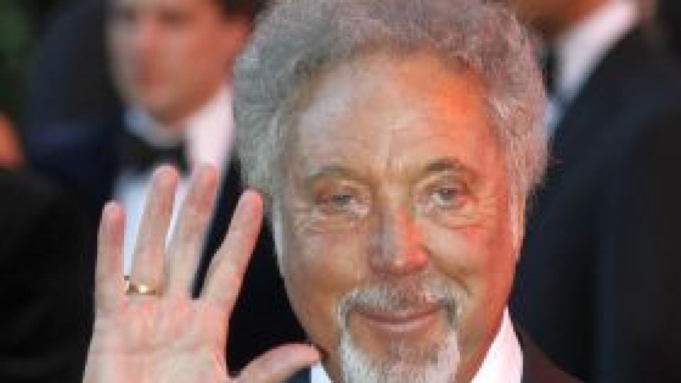 Tom Jones, plătit cu un onorariu record pentru un concert