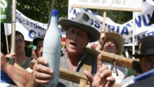 Agricultorii din Brăila ameninţă cu proteste