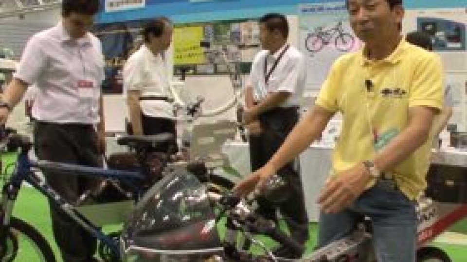 Fujin, motocicleta solară