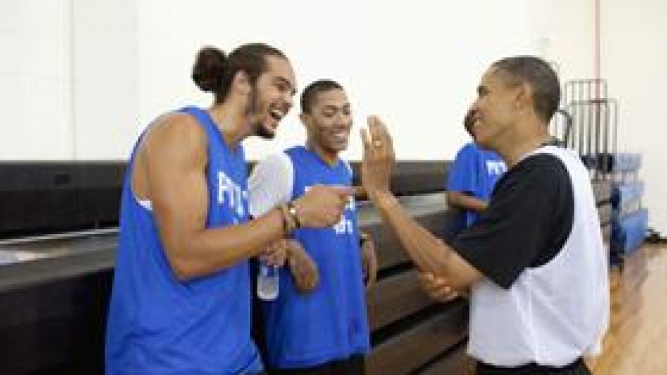 Barack Obama a jucat un meci de baschet cu o echipă de vis