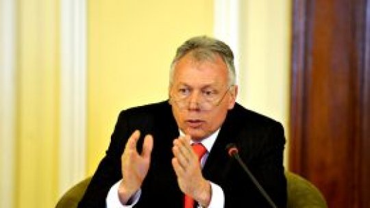 Normele privind activităţile independente "vor fi modificate"