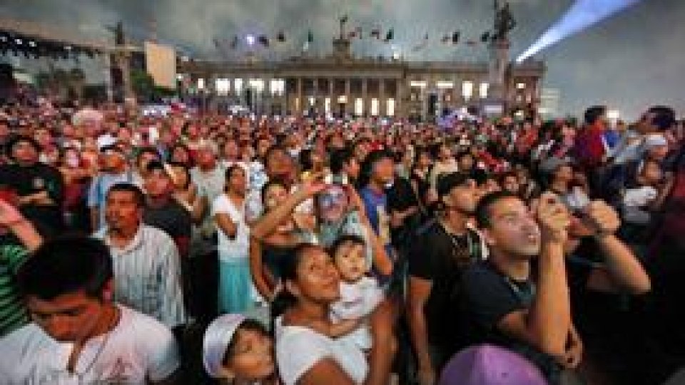 Bicentenarul independenţei din Mexic, sărbătorit cu fast