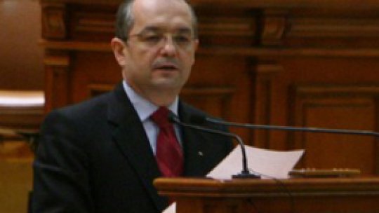 Emil Boc în direct în Parlament ( LIVE VIDEO )