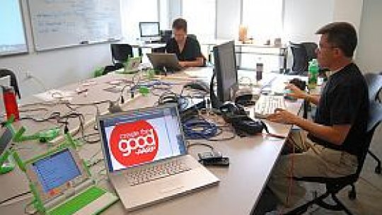 Un român ar fi înşelat compania eBay cu trei milioane dolari