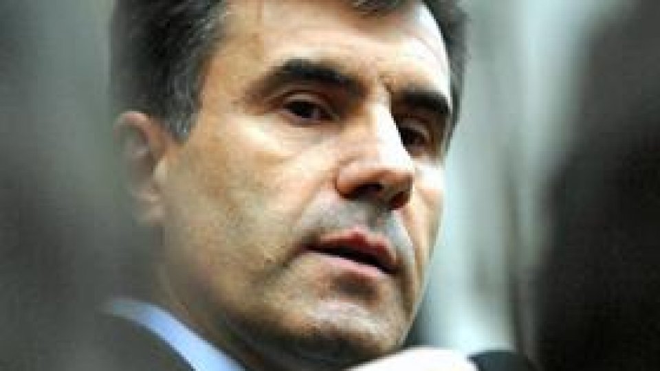 Criza din România "se poate extinde şi în 2011"