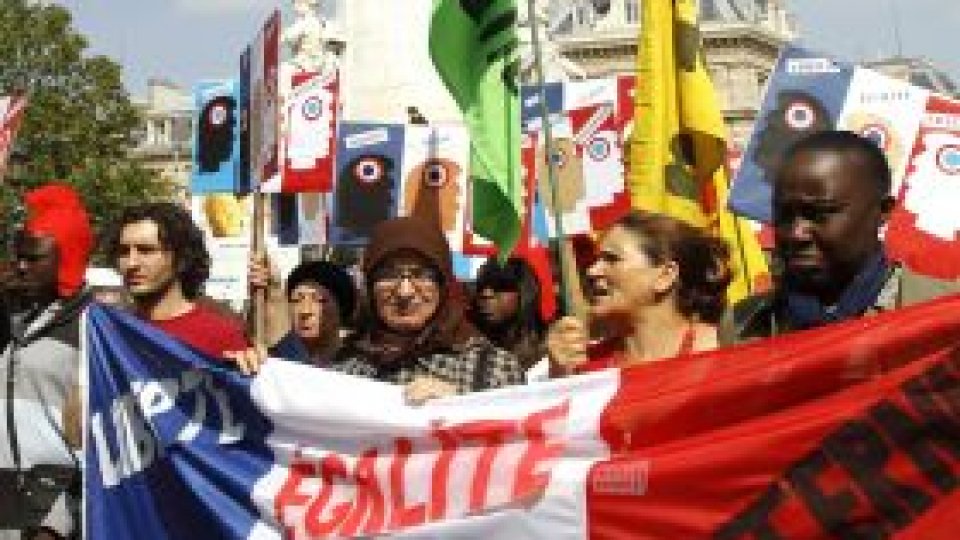 Proteste împotriva intoleranţei faţă de romi