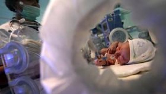 Aparatură pentru bebeluşii născuţi prematur