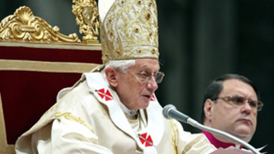 Papa cere oprirea violenţelor împotriva creştinilor
