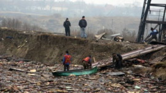 "PĂMÂNTUL CARE SE SCUFUNDĂ"