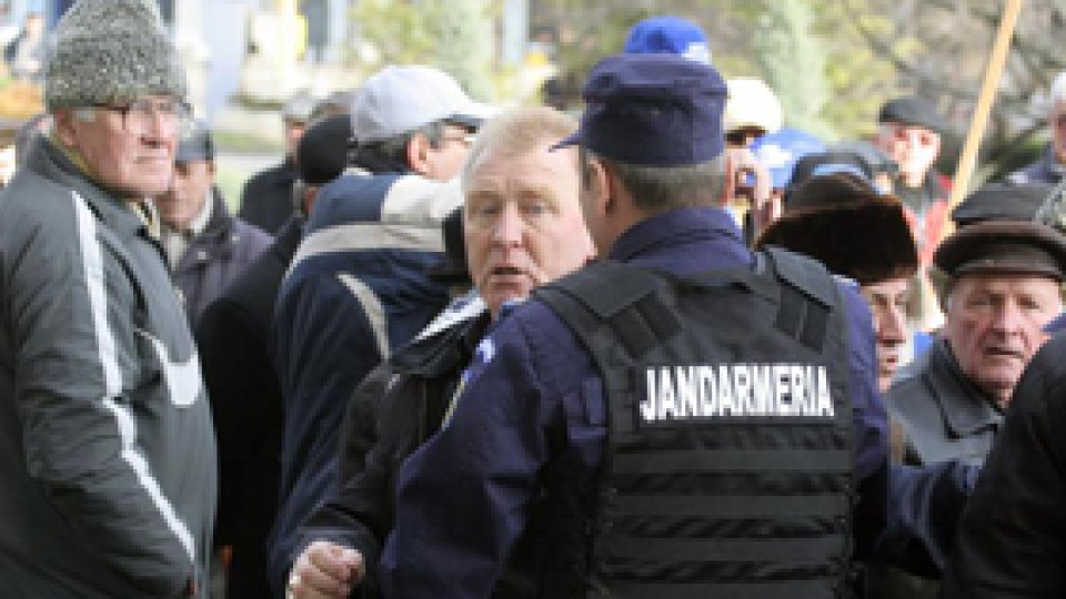 Recalcularea pensiilor "poate continua"