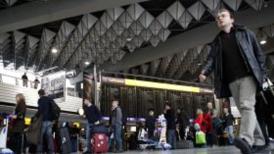 Măsuri de securitate sporite pe aeroporturile din lume