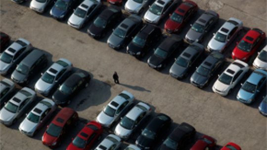 Clujeni pot cere locuri de parcare pe internet.