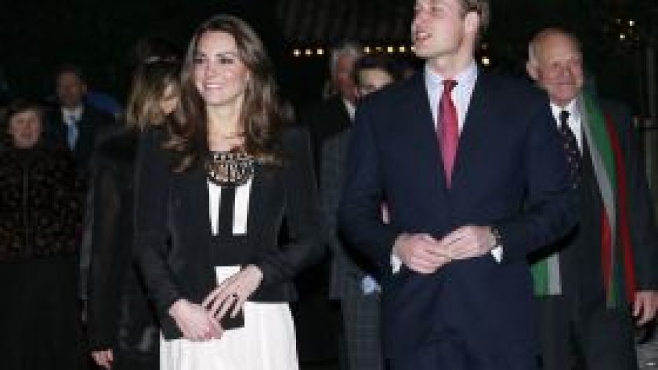 Prinţul William şi logodnica sa, prin  Londra în caleaşcă 