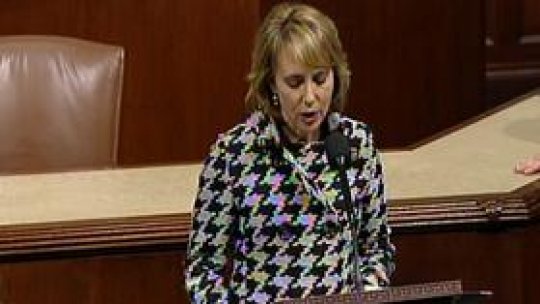 O membră a Congresului american a fost împuşcată în cap