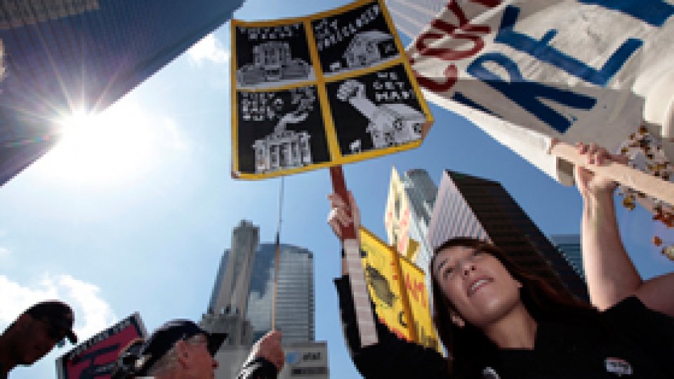 Se amână curăţenia în "parcul protestatarilor" din New York