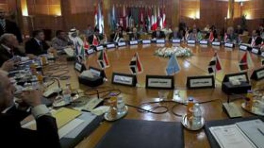 Liga Arabă examinează posibilitatea suspendării Siriei
