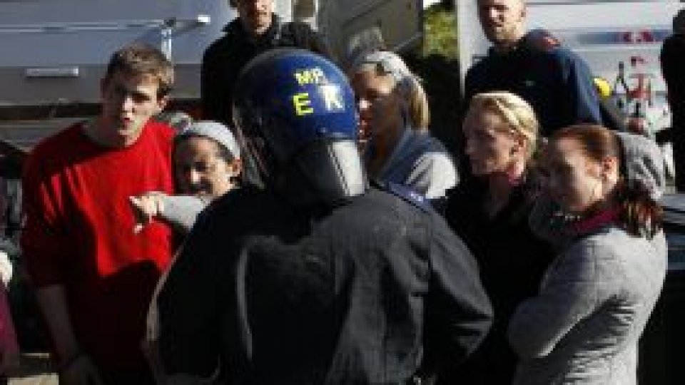 Tabără de nomazi, evacuată în Marea Britanie