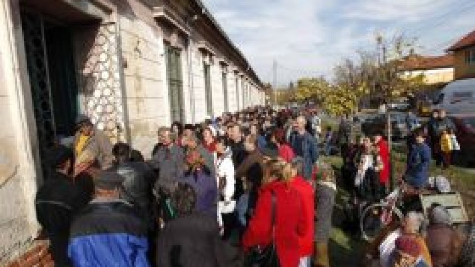 Legea asistenţei sociale, blocată în Senat
