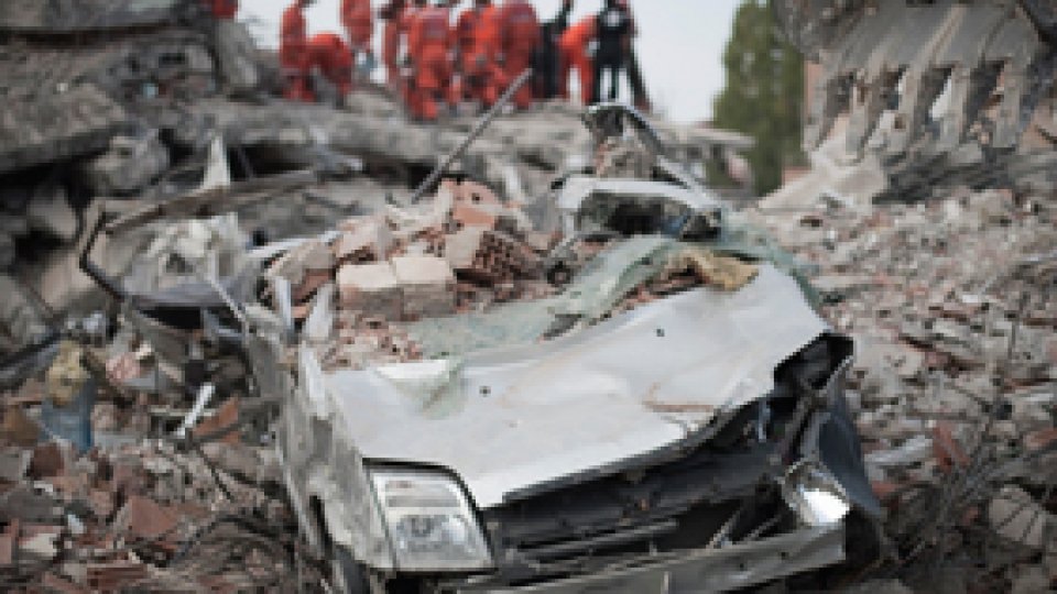 Seismul devastator din Turcia a luat viaţa a 470 de persoane