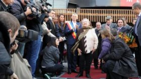 Stele pentru Draga Olteanu-Matei şi Mircea Albulescu